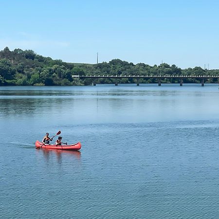 Montes De Charme Bed & Breakfast Aviz Bagian luar foto