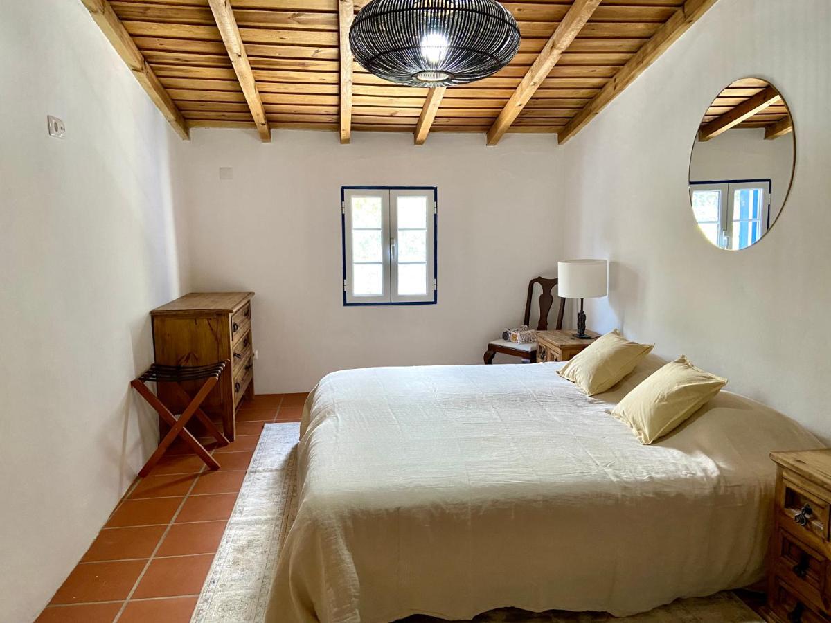 Montes De Charme Bed & Breakfast Aviz Bagian luar foto