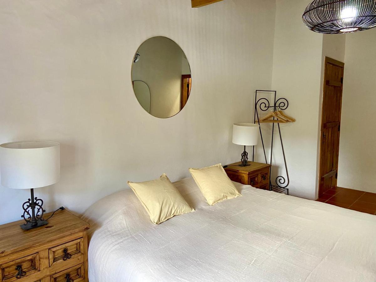 Montes De Charme Bed & Breakfast Aviz Bagian luar foto